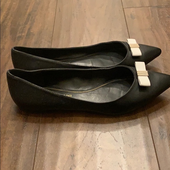 Pointy flats with with bow tie - Picture 3 of 3